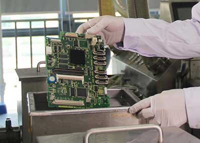 资深的SMT工程师是SMT贴片加工品质与效率的核心把控者(图2) 资深的SMT工程师是SMT贴片加工品质与效率的核心把控者.jpg